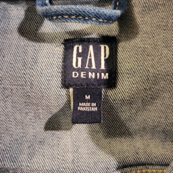 GAP Girl's Classic Jean Jacket. Size M8 - Picture 3 of 6